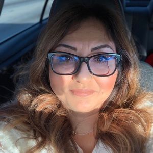 Meet your Posher, Armida